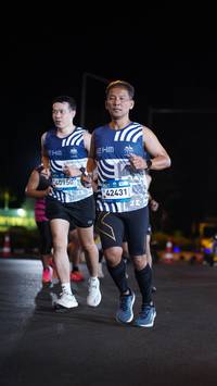 BIB: 40950, 1050, 42431
                            <button type="button" onclick="openModal(23092852)" class="btn btn-primary btn-sm float-right btn-popup" data-toggle="modal" data-target=".modal-high-quality">
                        <i class="fas fa-shopping-cart"></i> Add to Cart
                    </button>
                                            <button type="button" onclick="isThisMe(23092852, true)" class="btn btn-success btn-sm float-right btn-popup btn-isme hidden" data-toggle="tooltip" data-placement="bottom" title="นี่คือรูปของคุณใช่ไหม คลิกที่นี่เพื่อเอาเข้าอัลบั้ม">
                        <i class="fas fa-plus"></i> Add to album
                    </button>
                    <button type="button" onclick="isThisMe(23092852, false)" class="btn btn-warning btn-sm float-right btn-popup btn-isnotme hidden">
                        <i class="fas fa-ban"></i> Remove from album
                    </button>